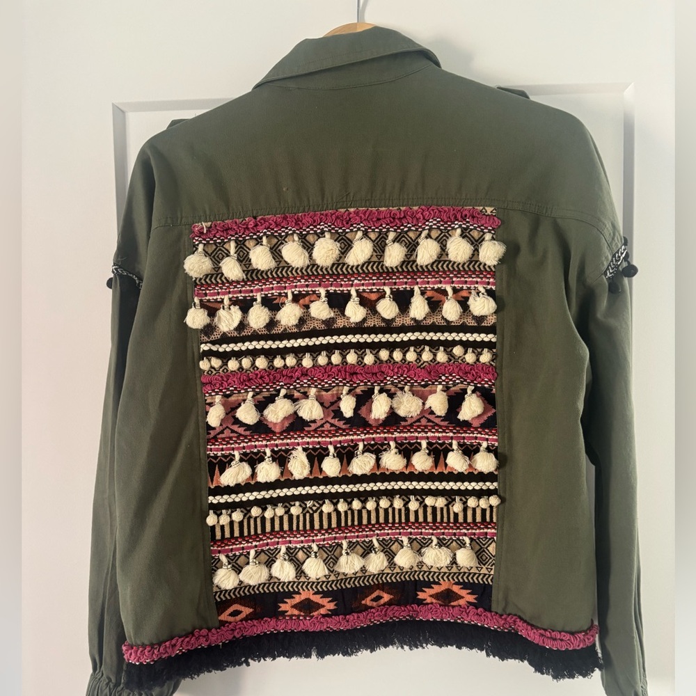 Zara Khaki Green Button-Up Shirt